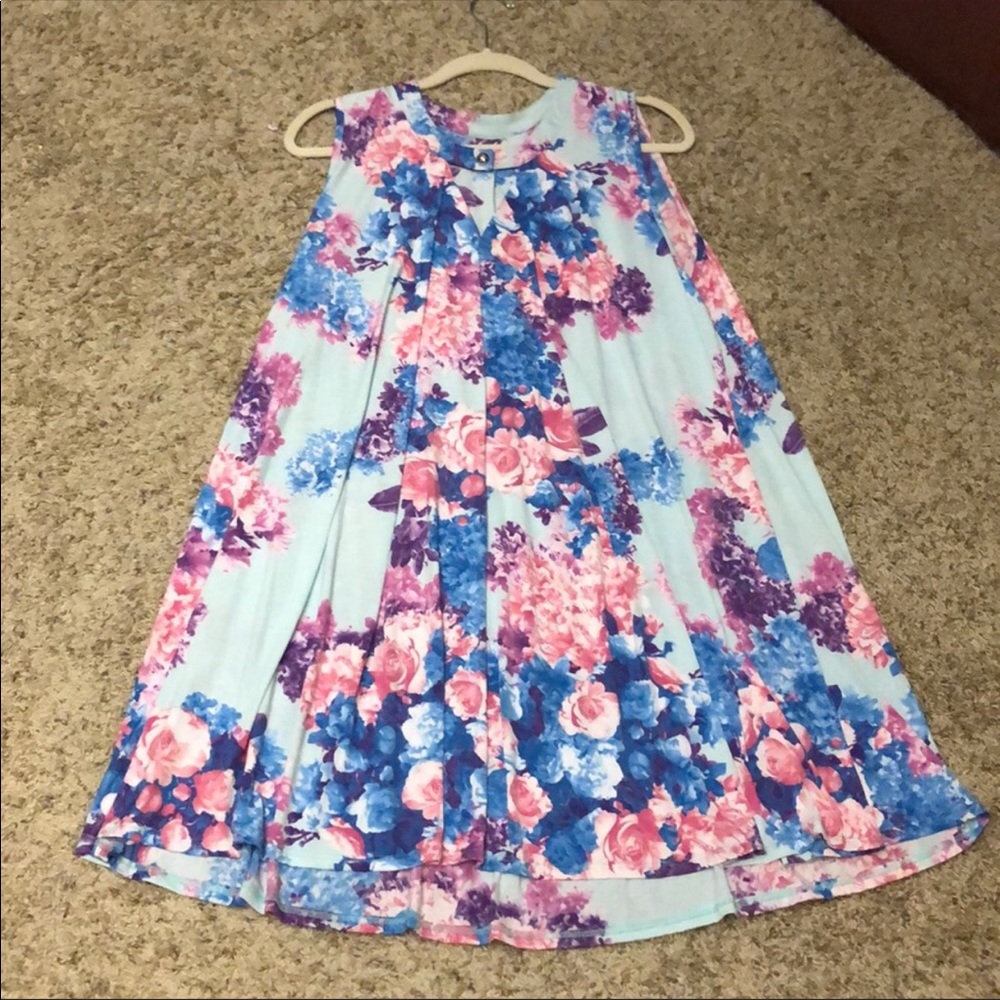 Floral tank